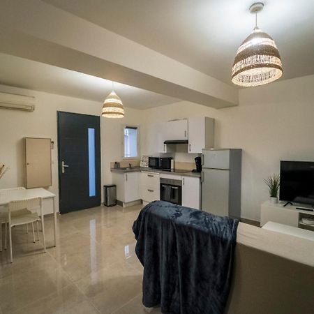 Appartement Des Carmes Nîmes Eksteriør billede