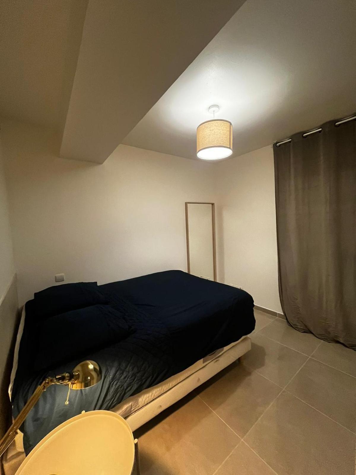 Appartement Des Carmes Nîmes Eksteriør billede