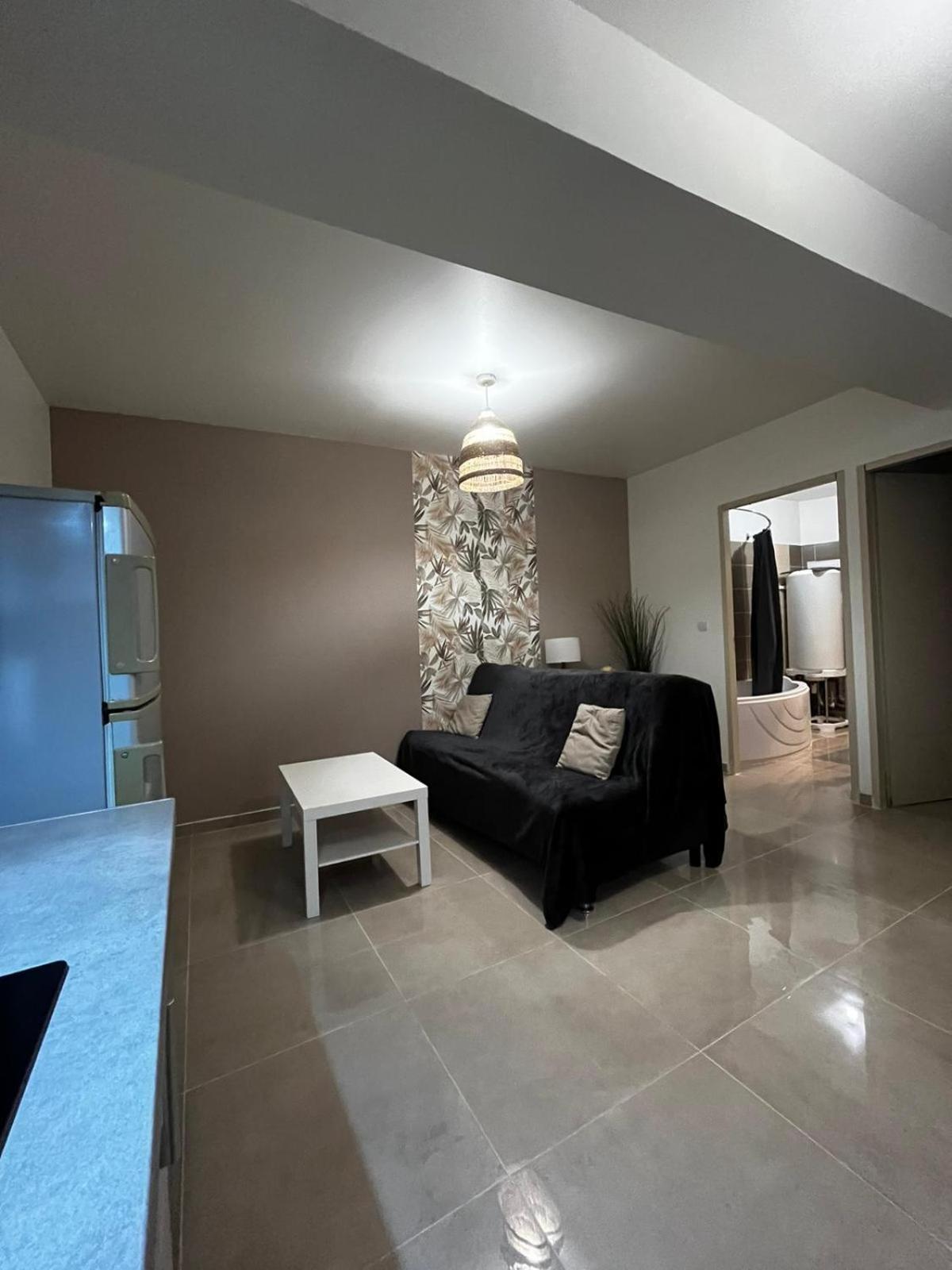 Appartement Des Carmes Nîmes Eksteriør billede