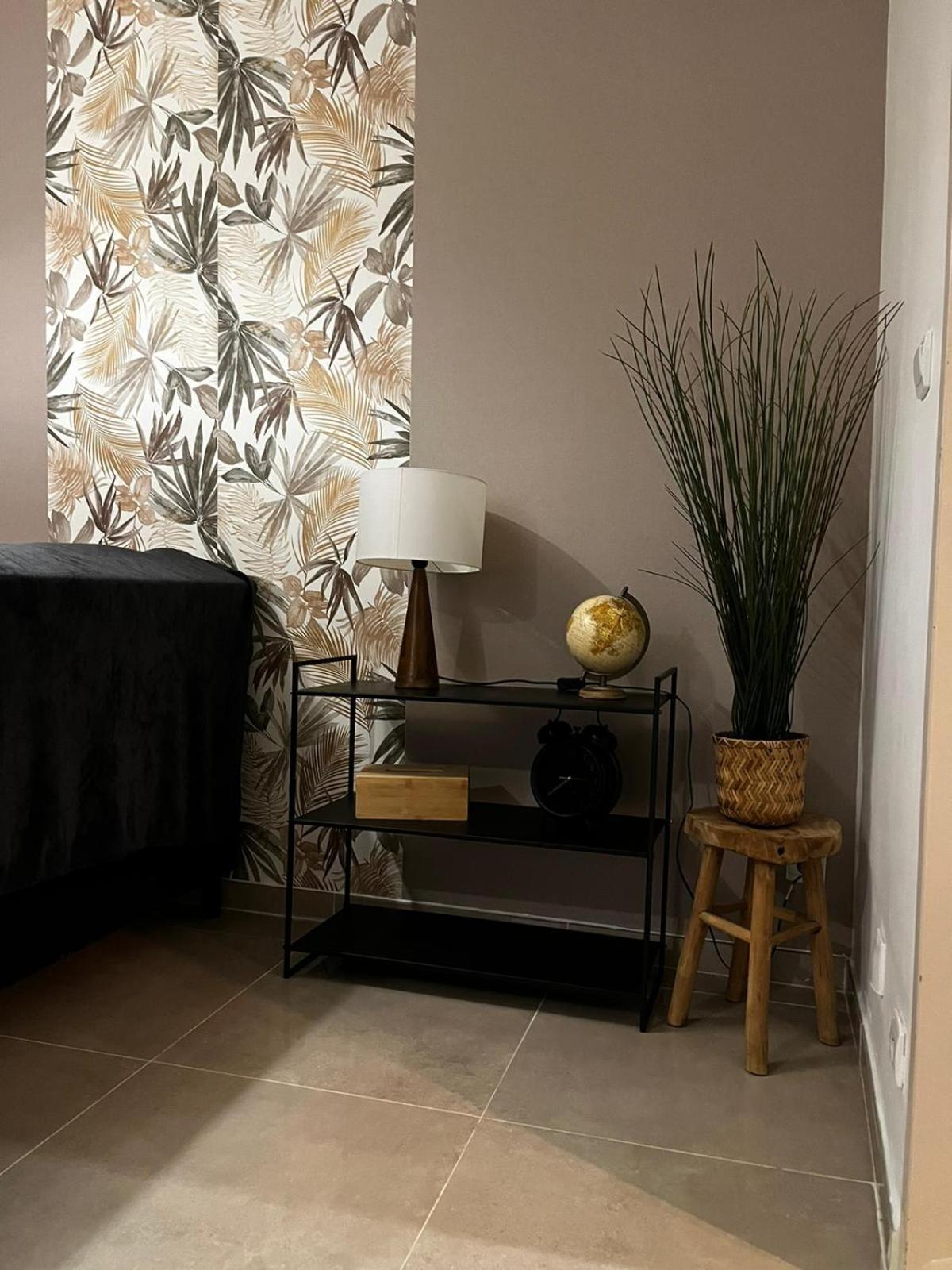 Appartement Des Carmes Nîmes Eksteriør billede